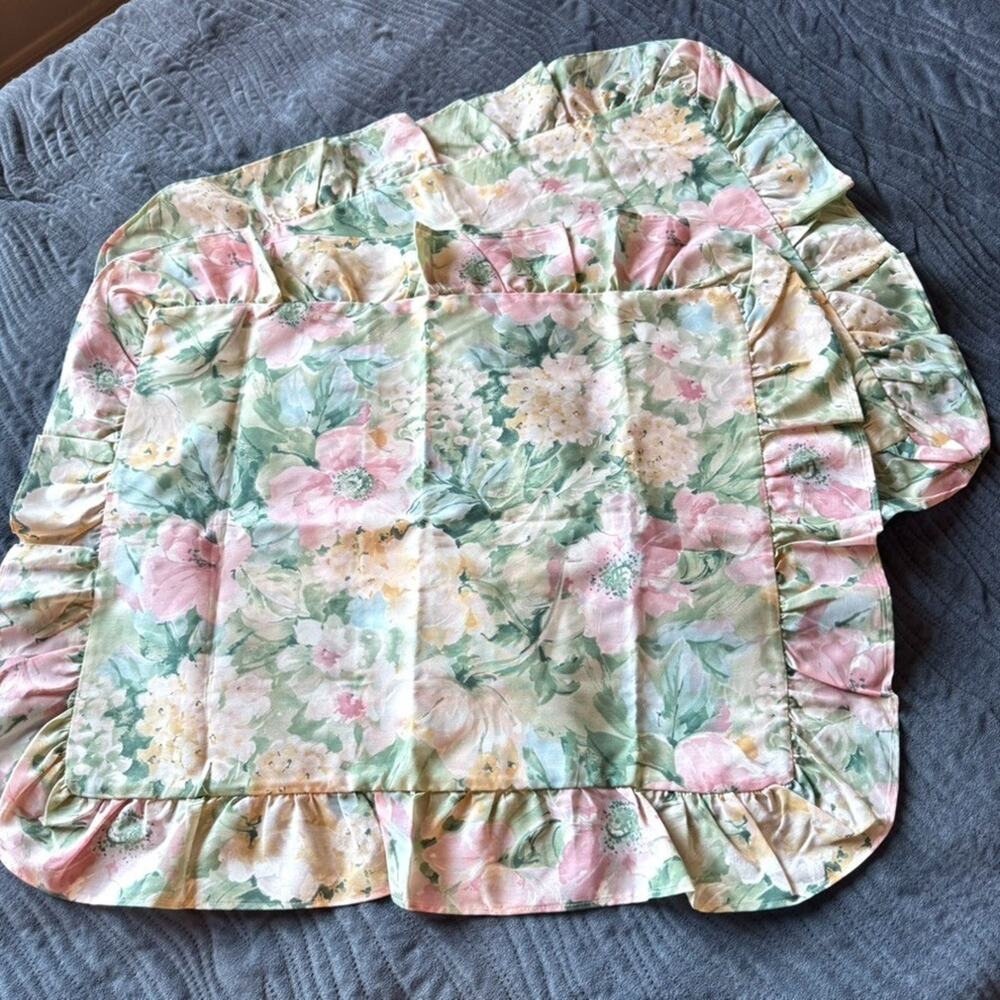 Vtg Waterford Standard Pillow Shams Pearl Floral Pink Green Ruffled Cottagecore